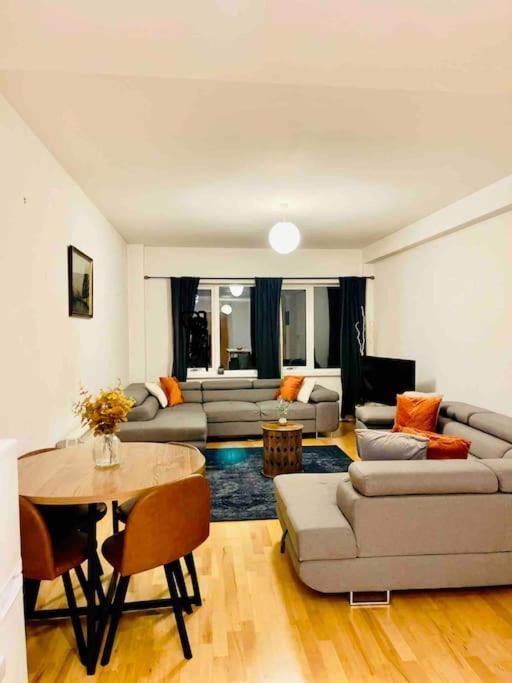 Beautiful Central Open Plan Living! Manchester Exteriör bild